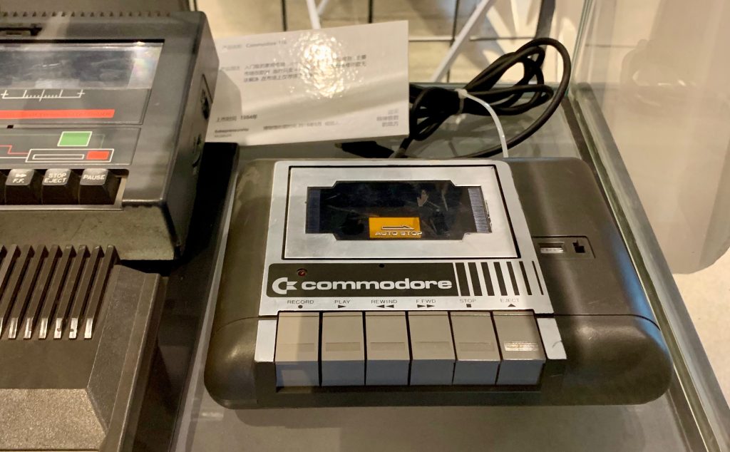 Commodore Datasette 磁带读写装置